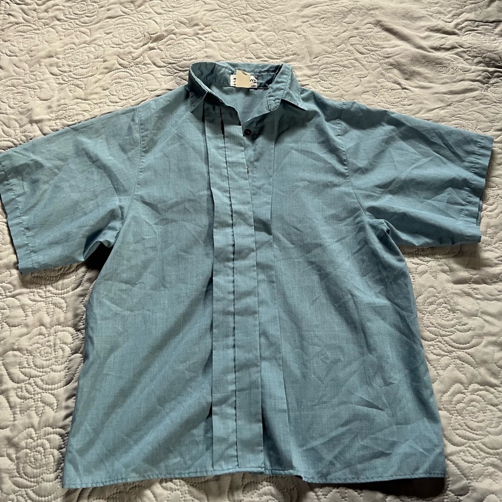 Vintage Women’s Button Up